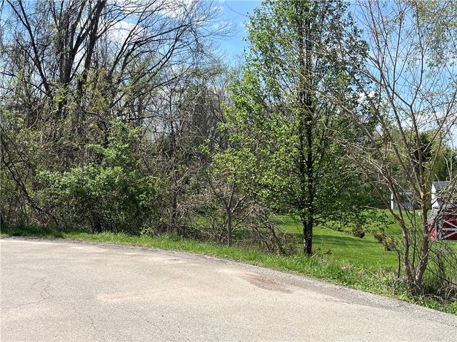 3000 Ridge Rd, South Park, PA 15129