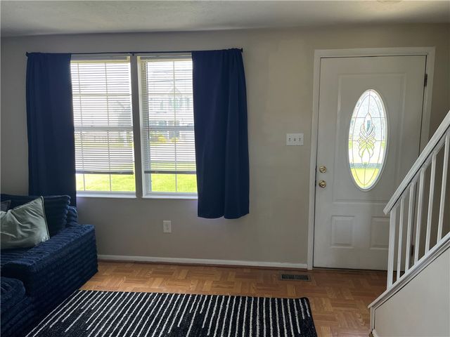 3000 Ridge Rd, South Park, PA 15129