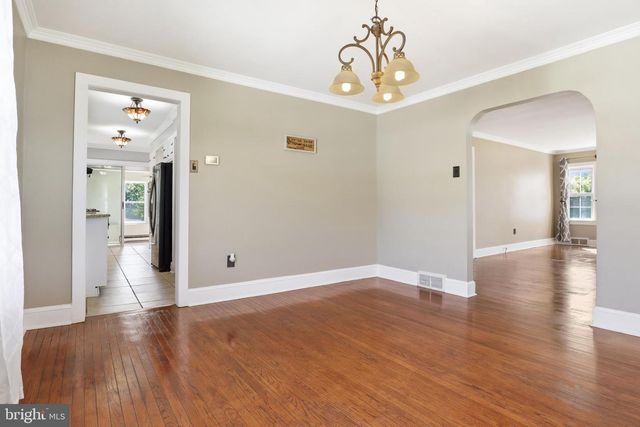 2006 S QUEEN ST, York, PA 17403