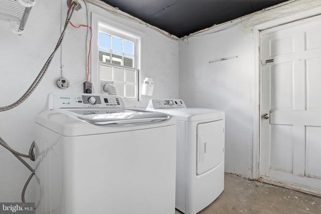 2006 S QUEEN ST, York, PA 17403
