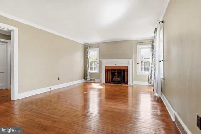 2006 S QUEEN ST, York, PA 17403
