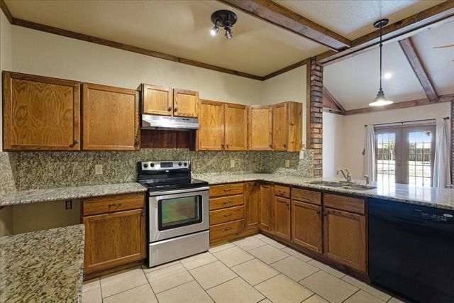 1035 Lakewood Road, Denison, TX 75020