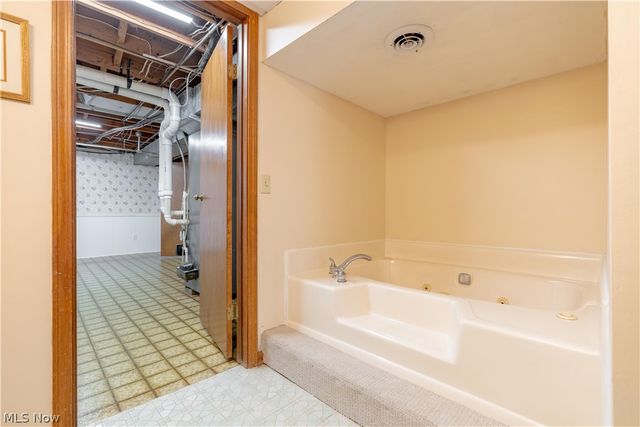 3680 Timber Lake Street NW, Uniontown, OH 44685