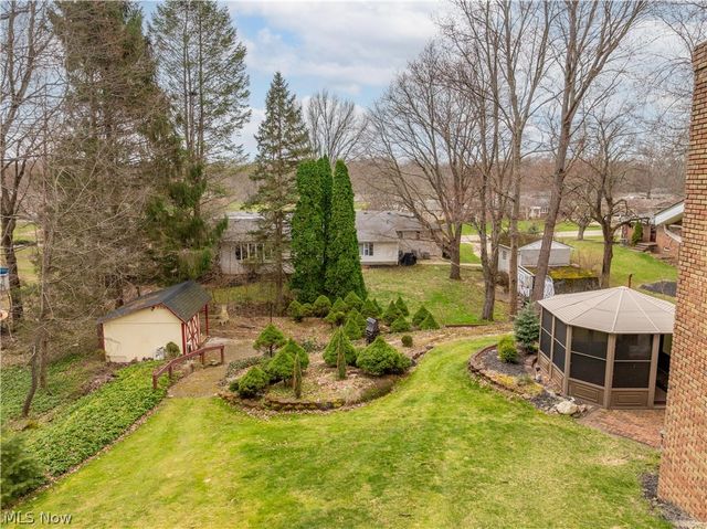 3680 Timber Lake Street NW, Uniontown, OH 44685