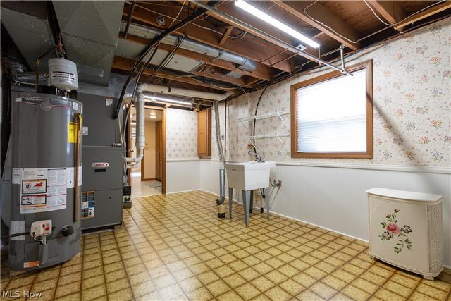 3680 Timber Lake Street NW, Uniontown, OH 44685