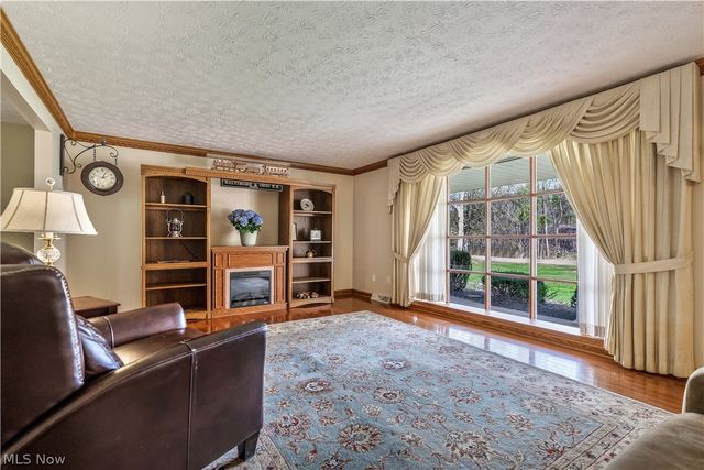 3680 Timber Lake Street NW, Uniontown, OH 44685