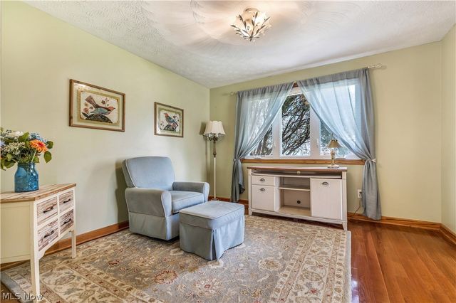 3680 Timber Lake Street NW, Uniontown, OH 44685