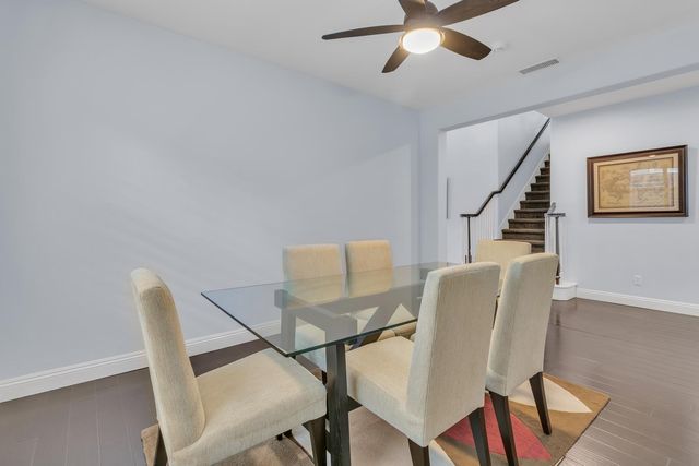 949 Browning Ln, Rocklin, CA 95765