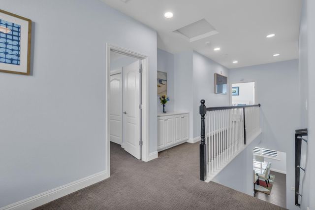 949 Browning Ln, Rocklin, CA 95765