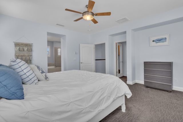 949 Browning Ln, Rocklin, CA 95765