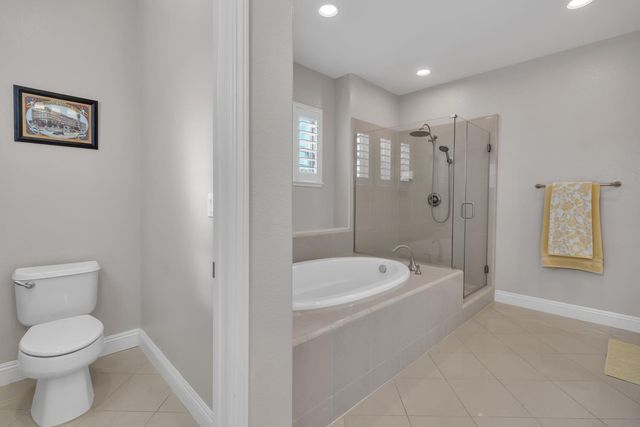 949 Browning Ln, Rocklin, CA 95765