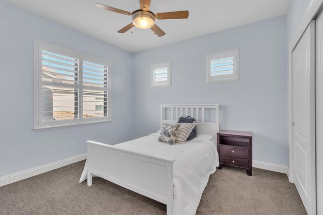 949 Browning Ln, Rocklin, CA 95765