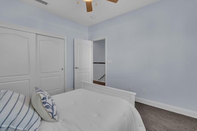 949 Browning Ln, Rocklin, CA 95765