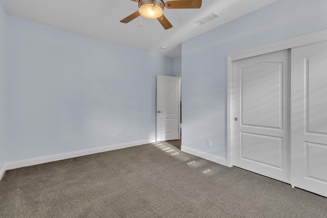 949 Browning Ln, Rocklin, CA 95765