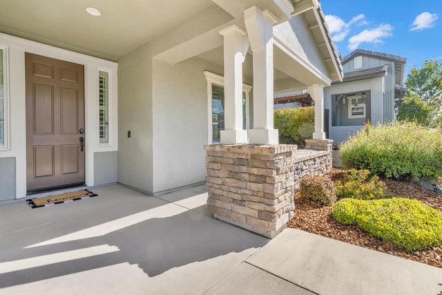 949 Browning Ln, Rocklin, CA 95765