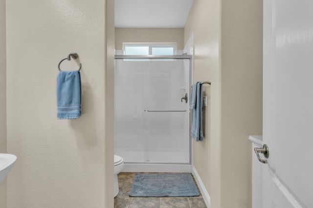 949 Browning Ln, Rocklin, CA 95765