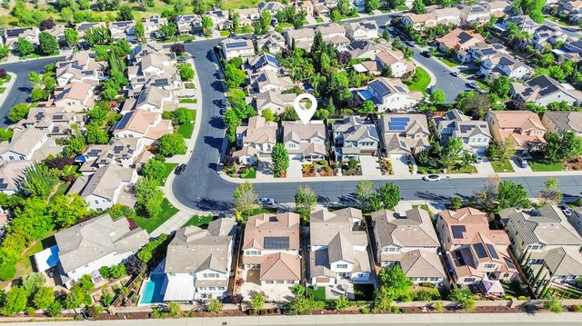 949 Browning Ln, Rocklin, CA 95765