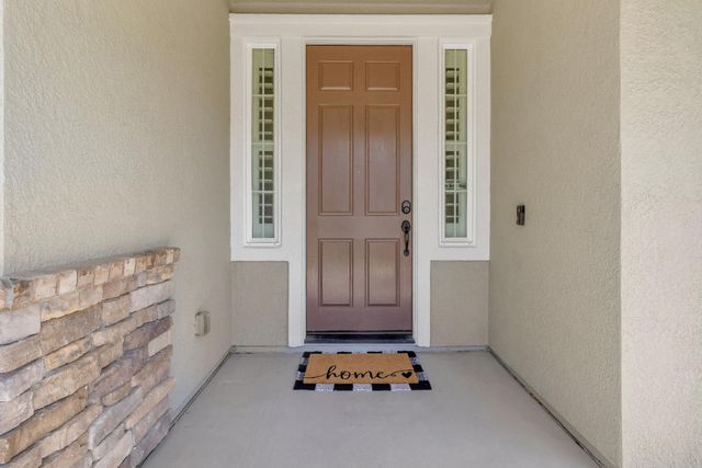 949 Browning Ln, Rocklin, CA 95765