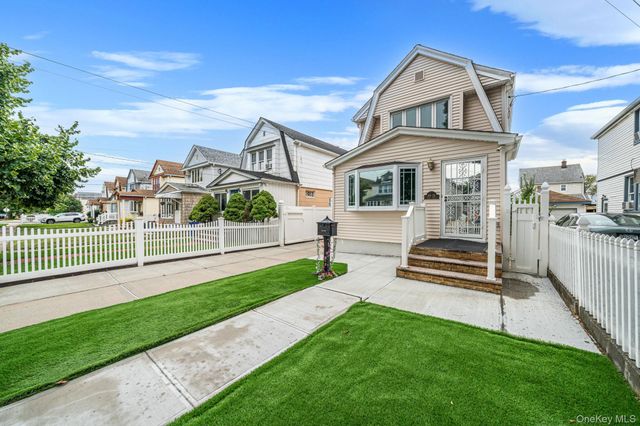 8978 219th Street, Queens Village, NY 11427