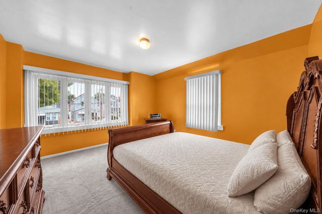 8978 219th Street, Queens Village, NY 11427