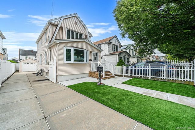 8978 219th Street, Queens Village, NY 11427