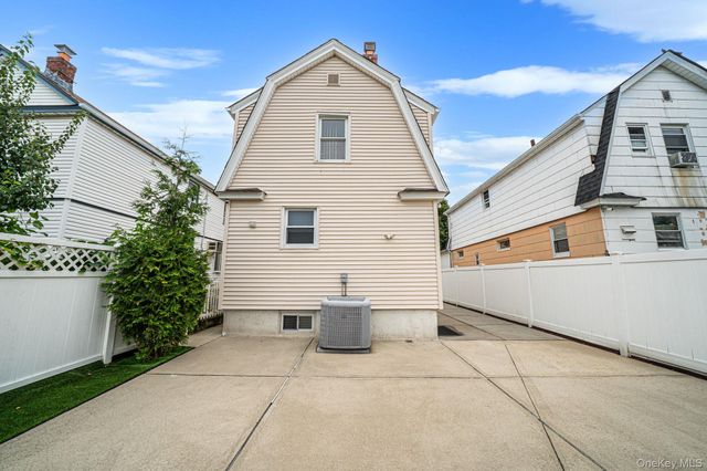 8978 219th Street, Queens Village, NY 11427
