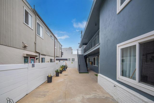 801-809 Liverpool Ct, San Diego, CA 92109