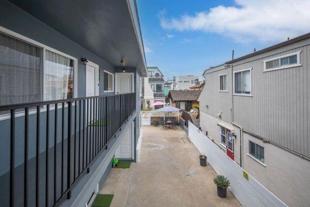 801-809 Liverpool Ct, San Diego, CA 92109