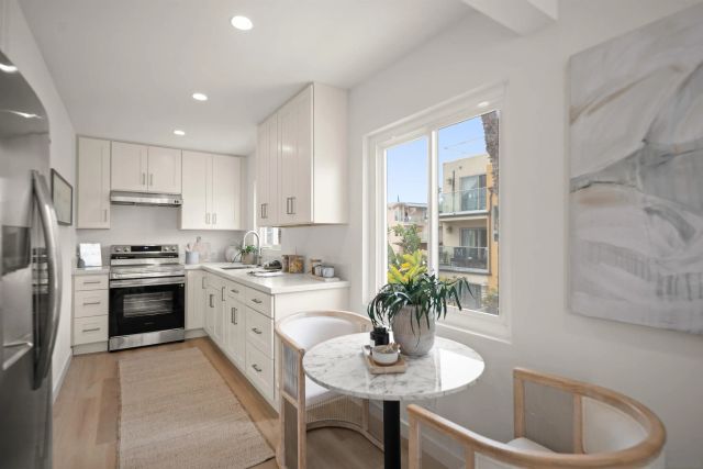 801-809 Liverpool Ct, San Diego, CA 92109