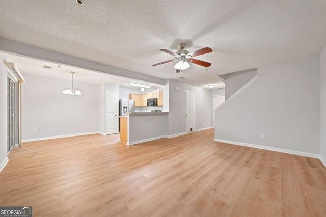 314 Cottonwood Creek Circle, Canton, GA 30114
