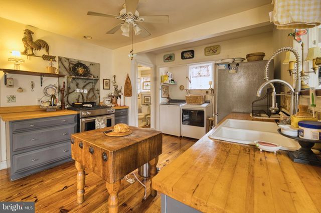 126 S COMMERCE ST, Centreville, MD 21617