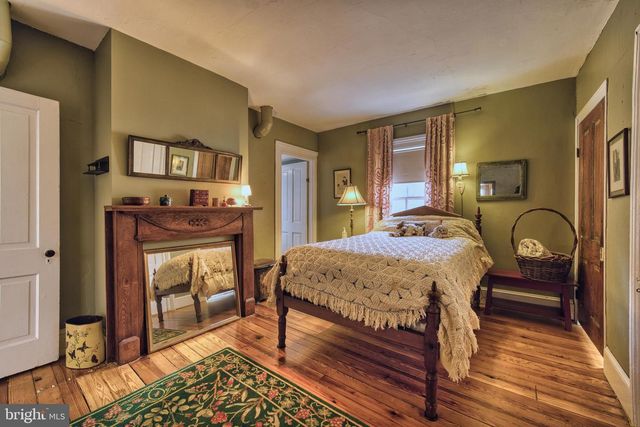 126 S COMMERCE ST, Centreville, MD 21617