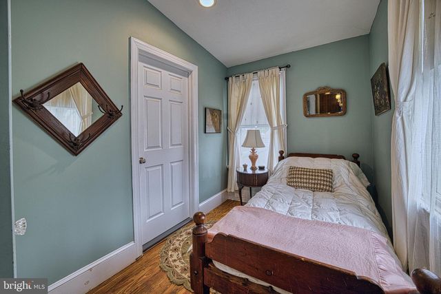 126 S COMMERCE ST, Centreville, MD 21617