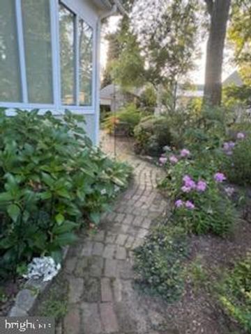 126 S COMMERCE ST, Centreville, MD 21617