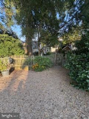 126 S COMMERCE ST, Centreville, MD 21617