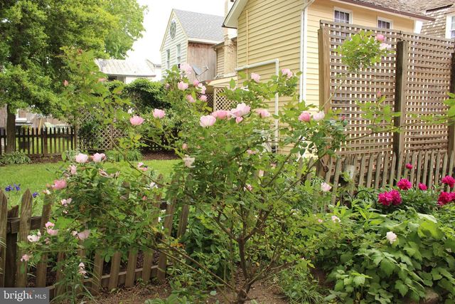 126 S COMMERCE ST, Centreville, MD 21617