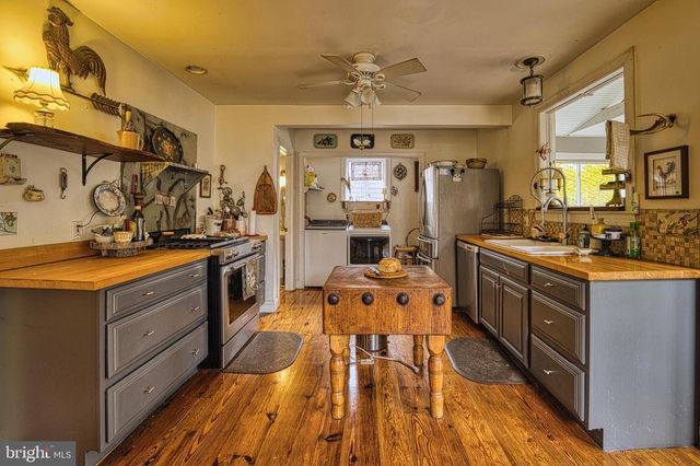 126 S COMMERCE ST, Centreville, MD 21617