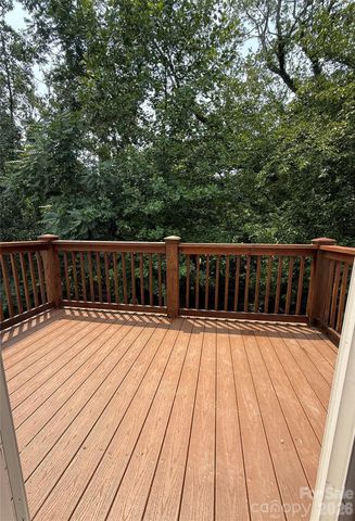 416 Edgewood Drive SW, Lenoir, NC 28645