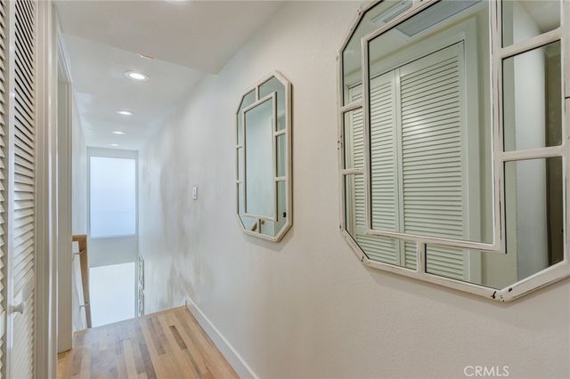 11919 Mayfield, Los Angeles, CA 90049