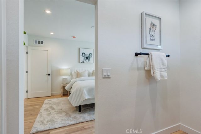 11919 Mayfield, Los Angeles, CA 90049