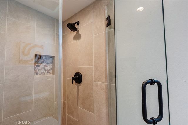 11919 Mayfield, Los Angeles, CA 90049