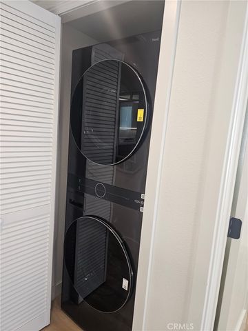 11919 Mayfield, Los Angeles, CA 90049