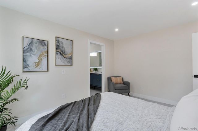 1130 S Harrison Street, Denver, CO 80210