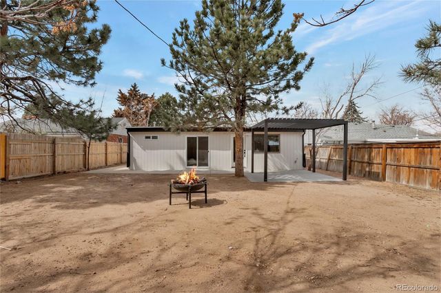 1130 S Harrison Street, Denver, CO 80210