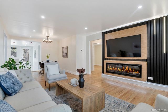 1130 S Harrison Street, Denver, CO 80210