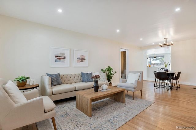 1130 S Harrison Street, Denver, CO 80210