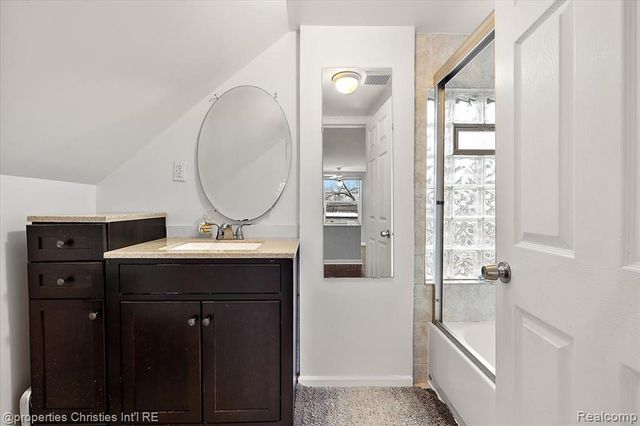 2435 Sunnyknoll Avenue, Berkley, MI 48072