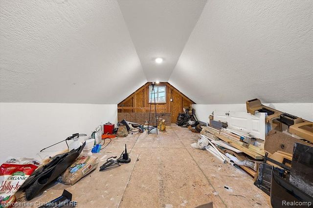 2435 Sunnyknoll Avenue, Berkley, MI 48072