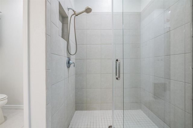 5607 HOMETOWN LANE, Lithia, FL 33547