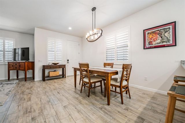 5607 HOMETOWN LANE, Lithia, FL 33547